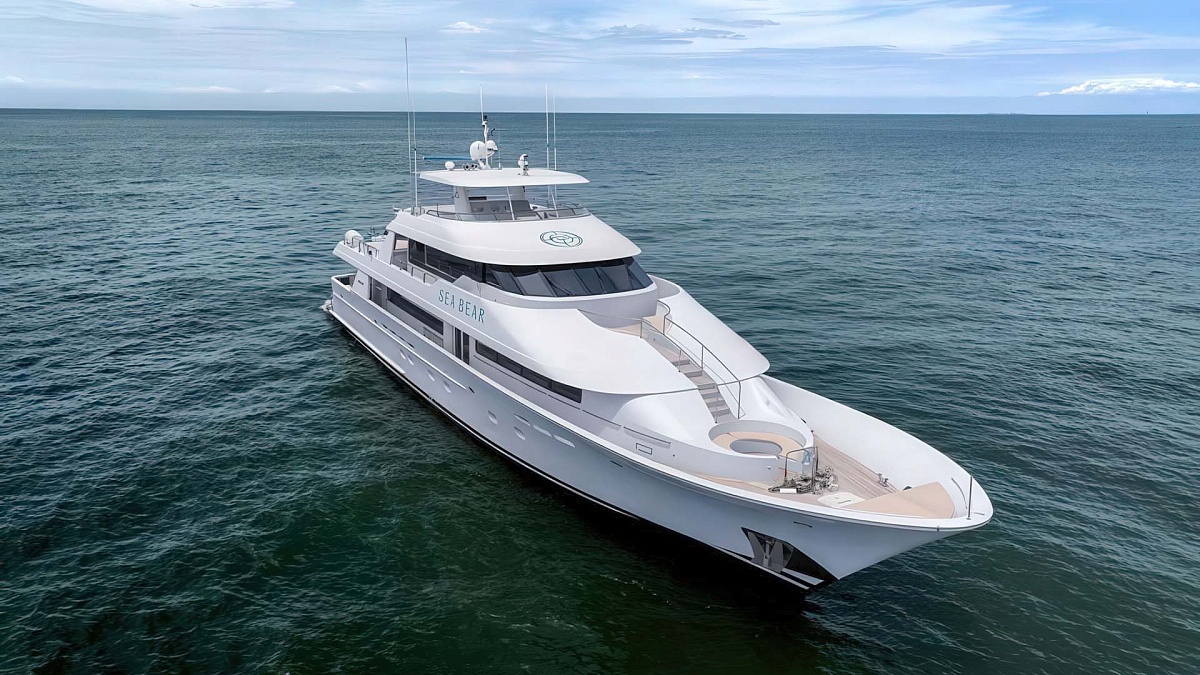 Аренда мега яхты Sea Bear Westport 130 на Пхукете